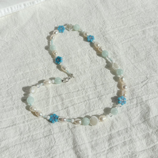 Necklace "Sea foam"