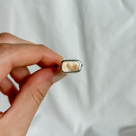 Square pearl ring 17